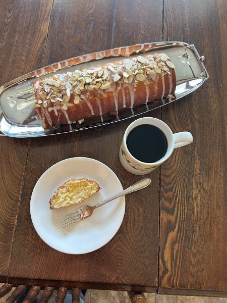 Swedish Almond Cake Step 11: The almond cake is ready to serve!
