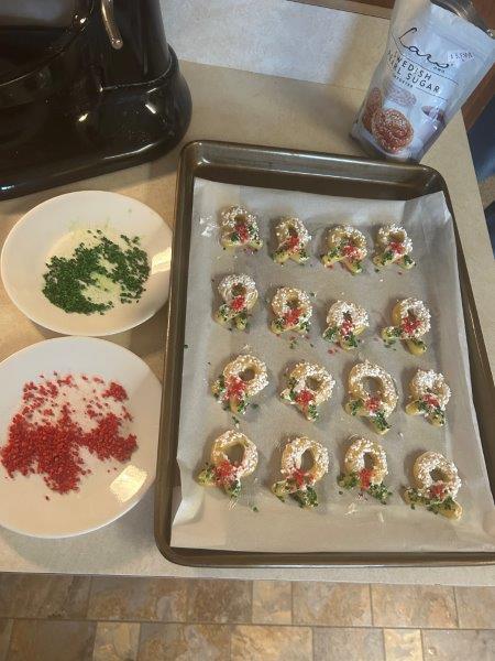 Decorating With Colored Swedish Pearl Sugar
